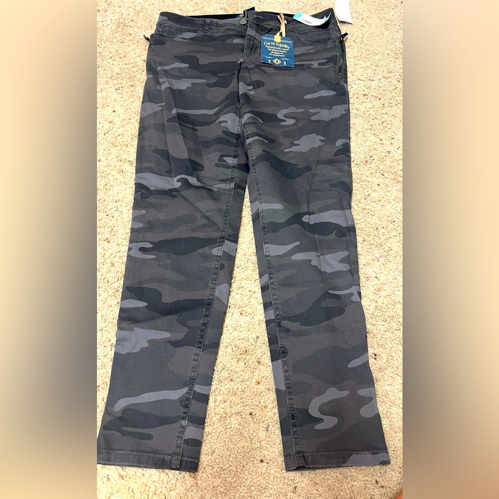 Democracy AB solution Booty Lift Jegging~ new with tags ~ never worn